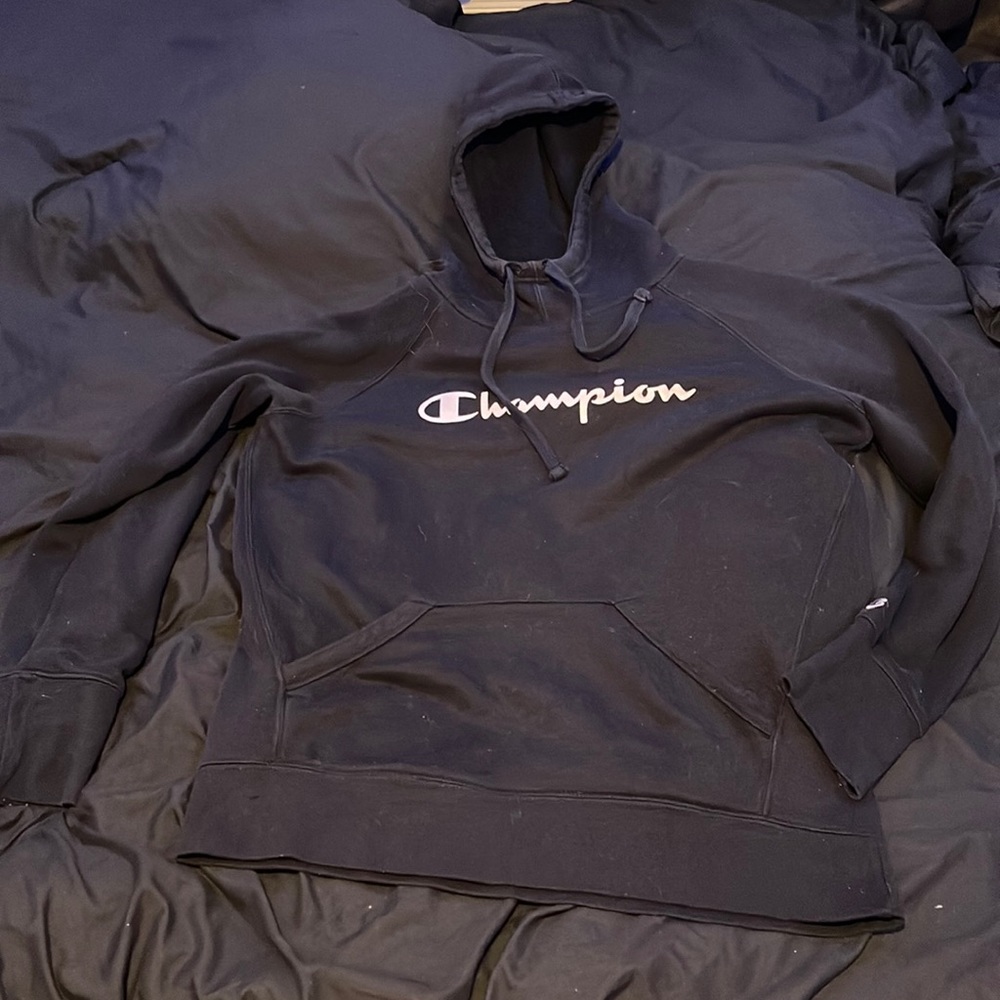 Size large womens champion hoodie